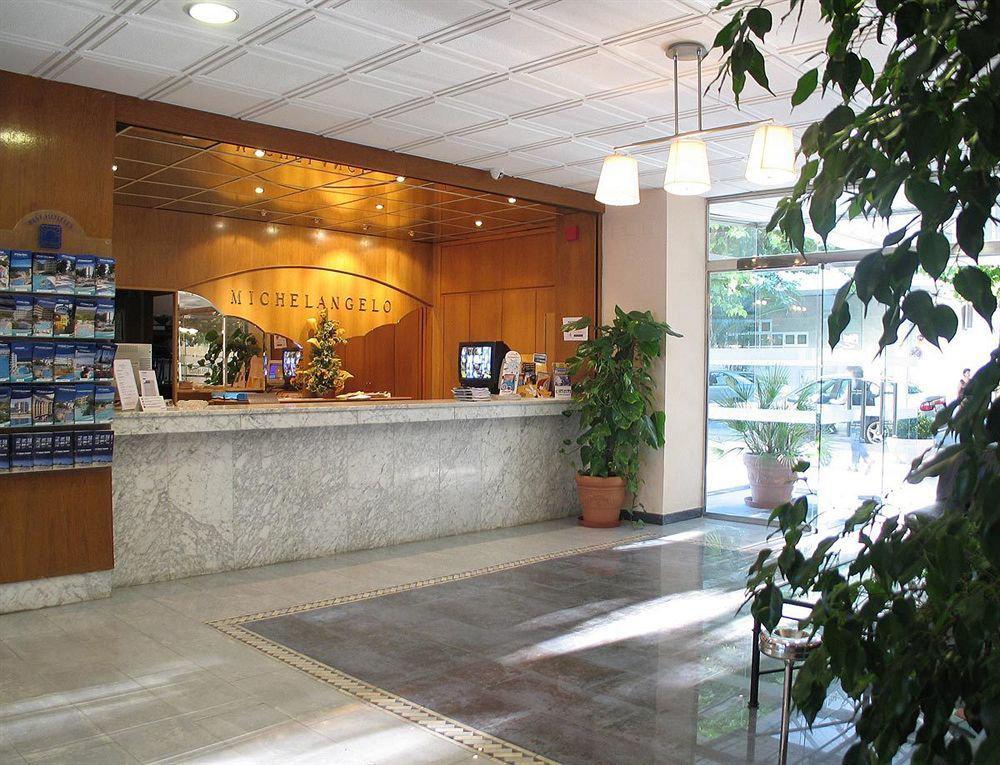Hotel apartamentowy Michelangelo